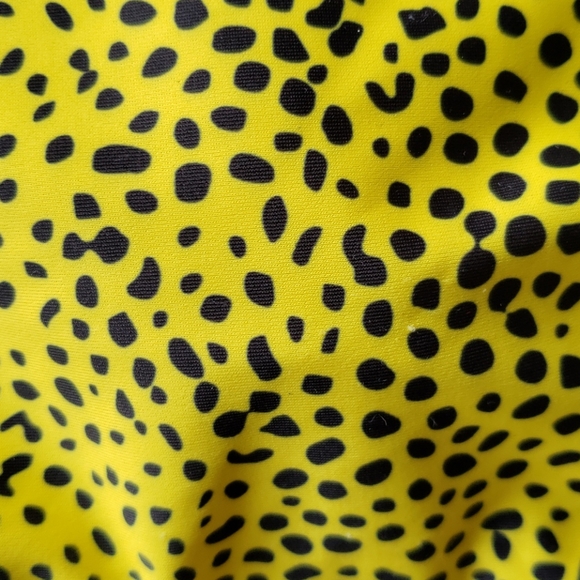 Bikini Bandau Style with gorgeous pattern Size 4 - Picture 4 of 8